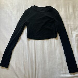 black shein cropped long sleeve